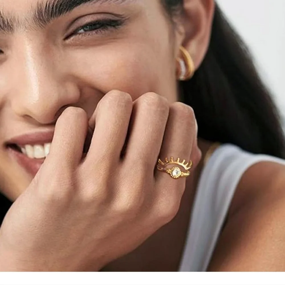Gold Women's Ring Set - Elegant Stackable Fashion Rings
